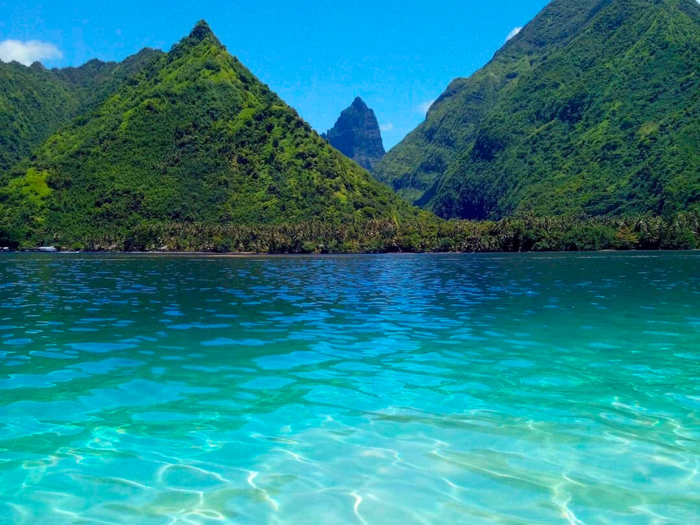 TAHITI – Half-Day Boat Tour to Tahiti Peninsula, Teahupoo Wave & Fenua Aihere