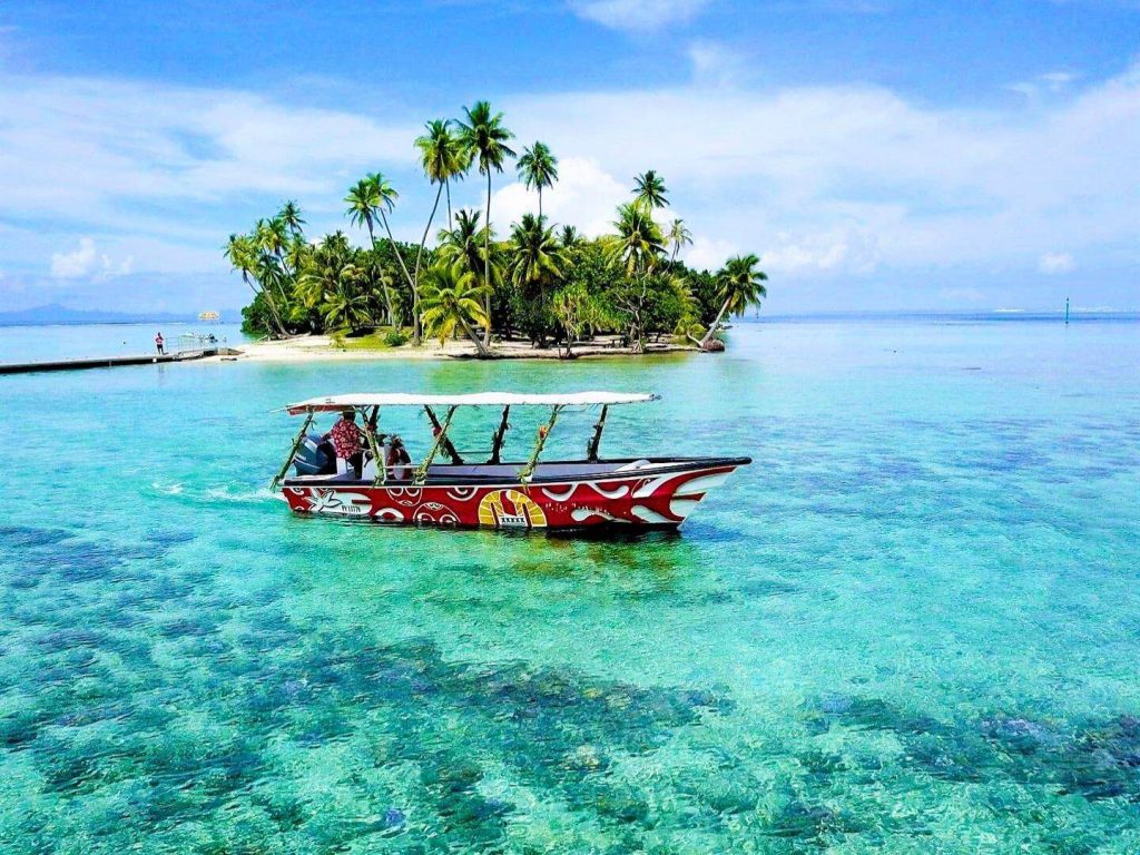 RAIATEA – Tour in barca della laguna di Taha’a da Raiatea – 8 ore