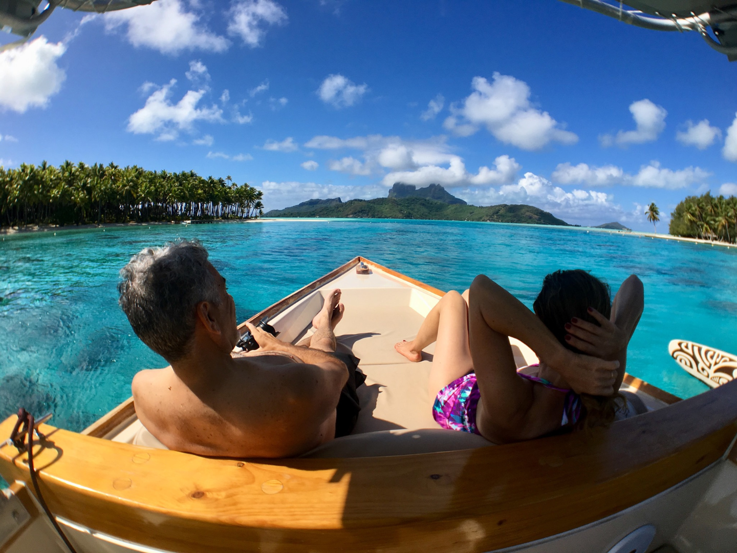BORA BORA – Cultural Day & Lagoon Tour in a Traditional pirogue + Motu Lunch – 8h