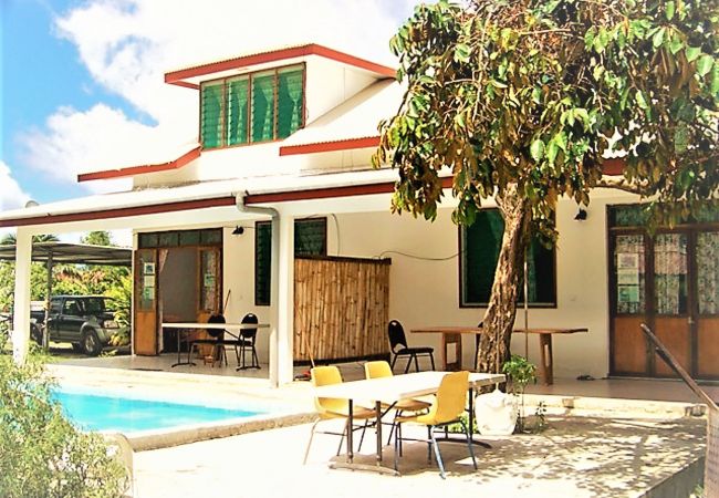 HUAHINE – Ninamu Pool Full House + car