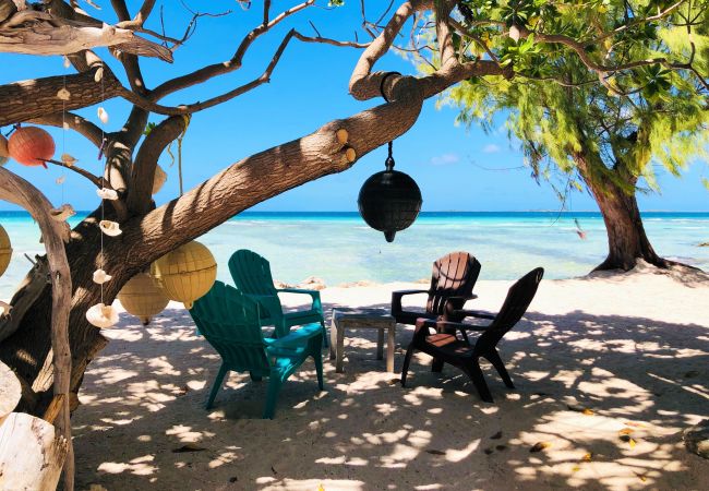 TIKEHAU – Hina Blue Room