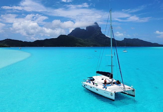 BORA BORA – Poenui Sailing boat