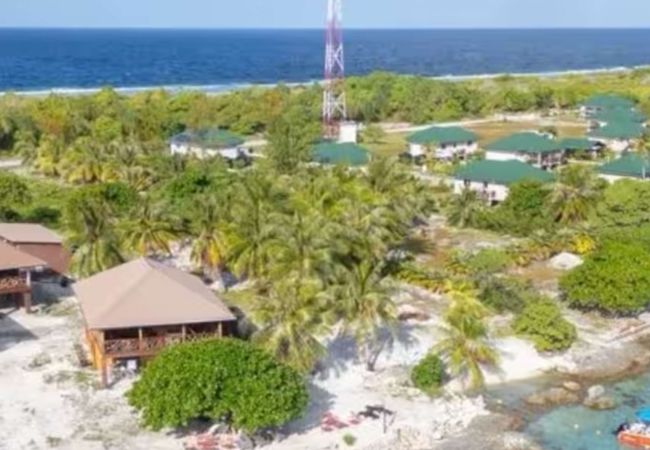 FAKARAVA – ANA LAGOON LODGE – PITI