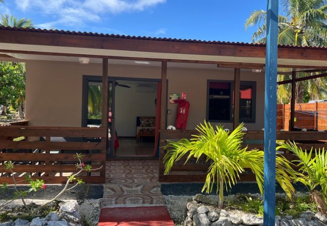 FAKARAVA – Beach Houses Fetii