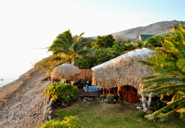 TAHITI – Love Nest