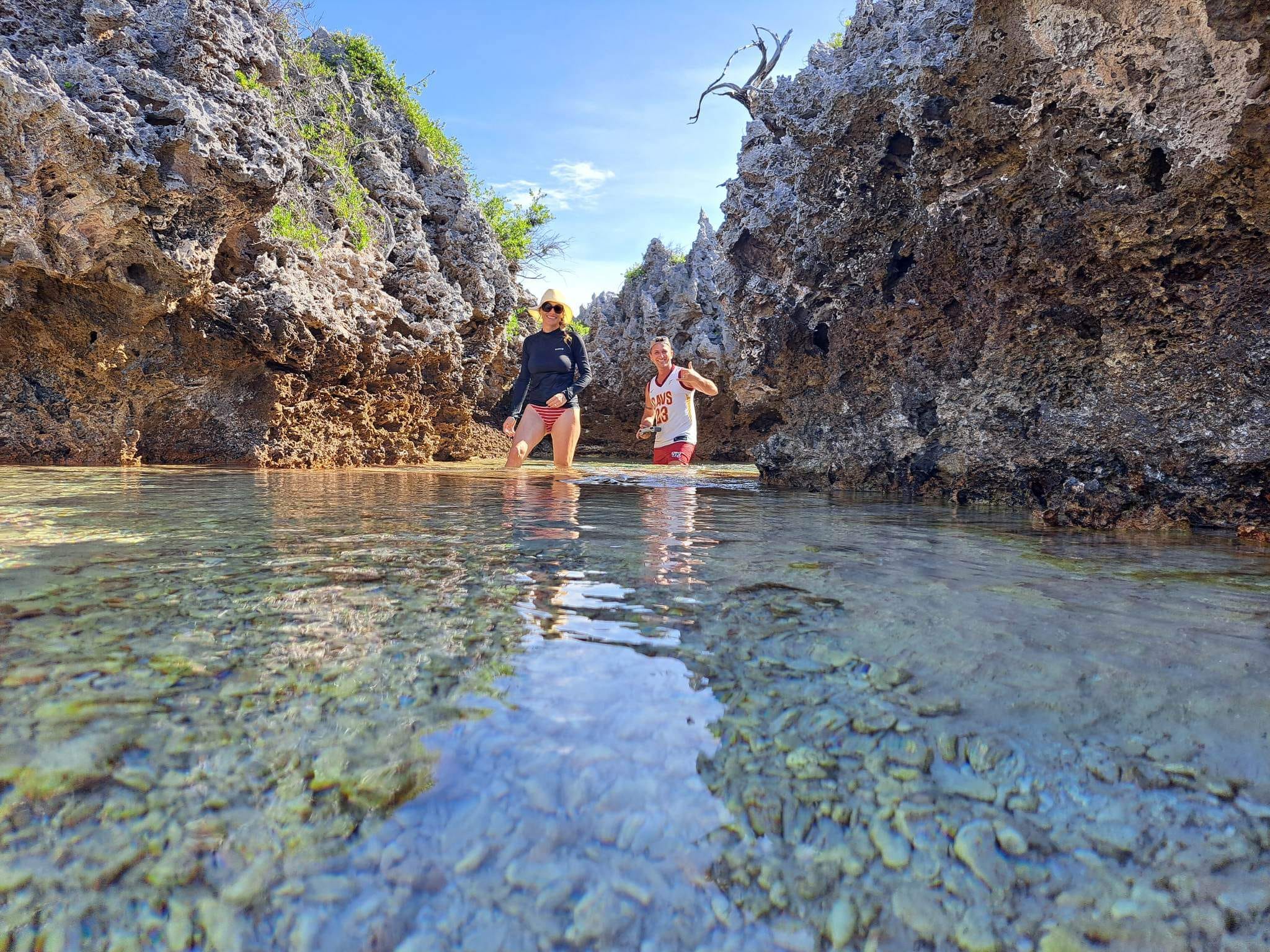 RANGIROA – Full day by boat to The Reef Islands and Motu lunch – 8H