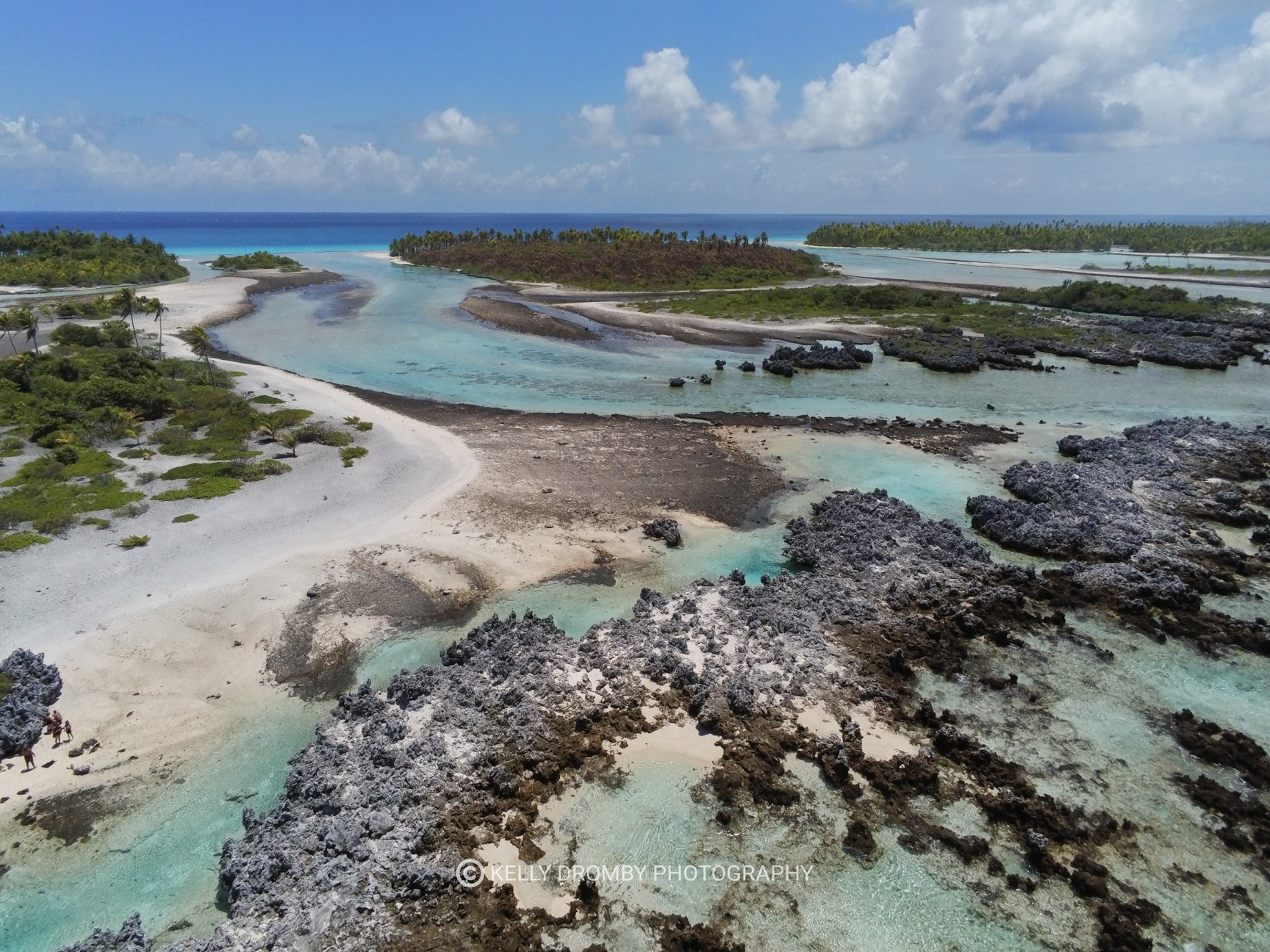 RANGIROA – Full day by boat to The Reef Islands and Motu lunch – 8H